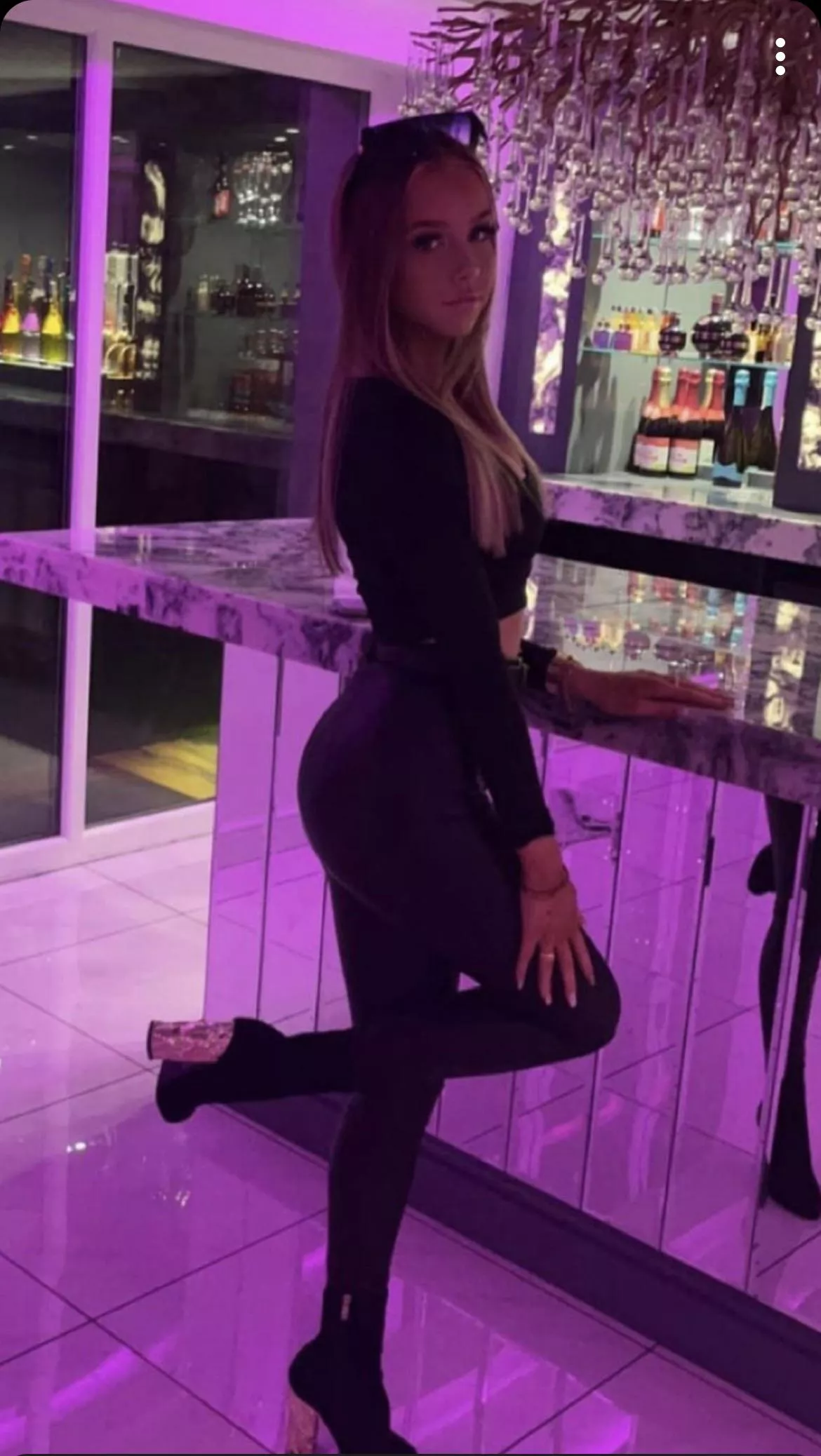 I definitely need more chavs in leather pants content 😍