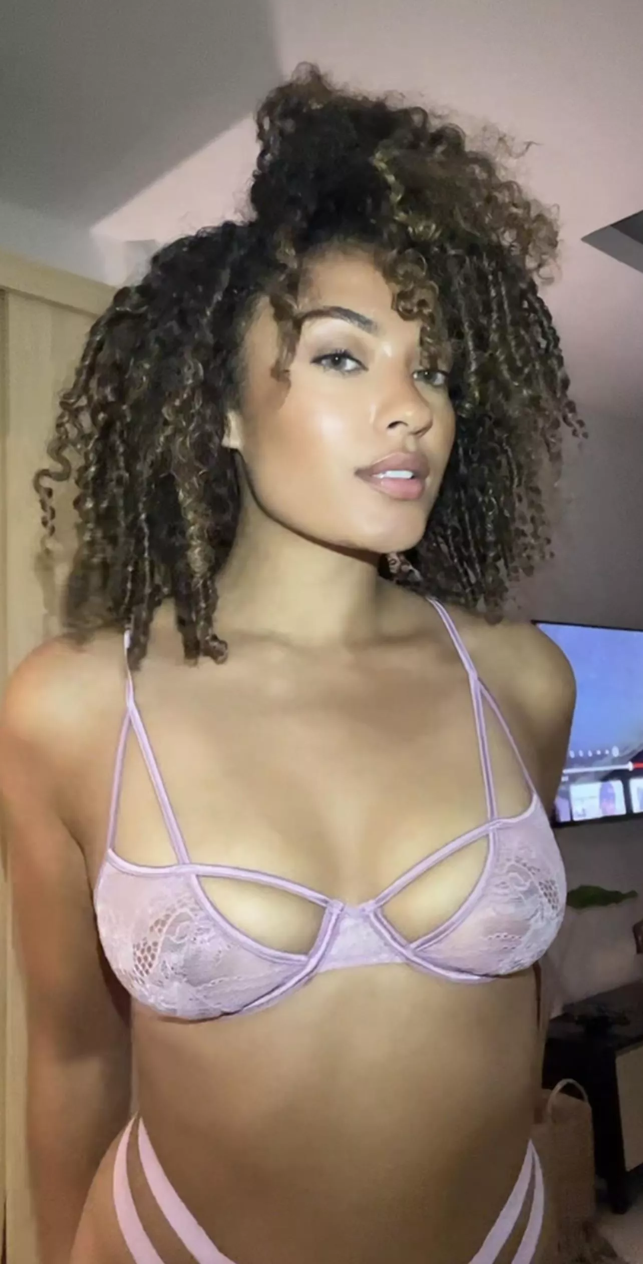 I have a thing for a man with nice hands