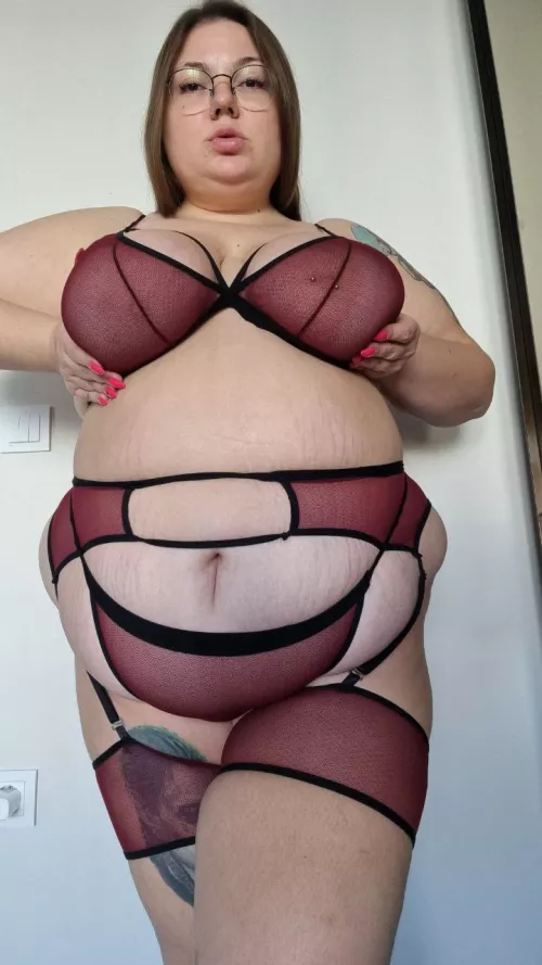 I like the belt on my fat belly