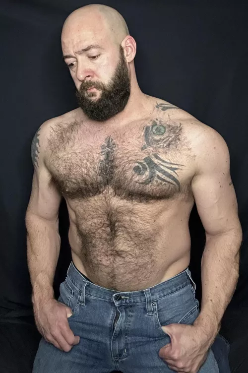 I used to shave my chest hair, then I got lazy when I had to start shaving my head, here I am reflecting on head hair 😂