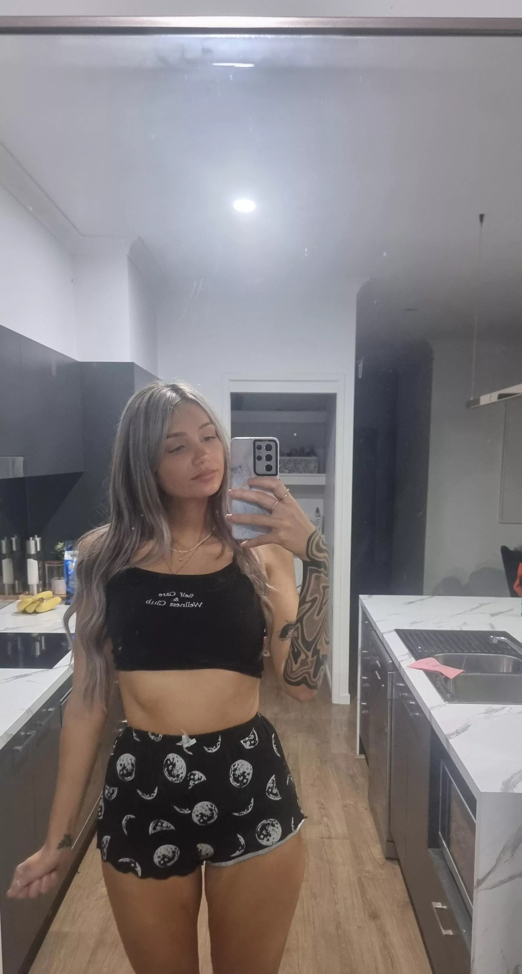 In my pjs and blurry but I feel cute