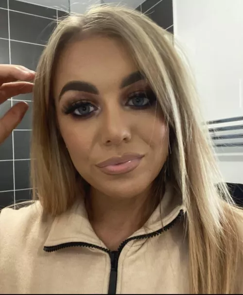 Kelsie K 🏴󠁧󠁢󠁳󠁣󠁴󠁿 Up Close 🥵