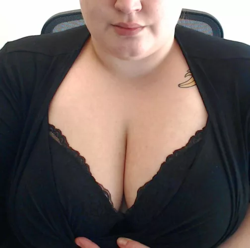 Let's make this meeting a little more interesting 😏