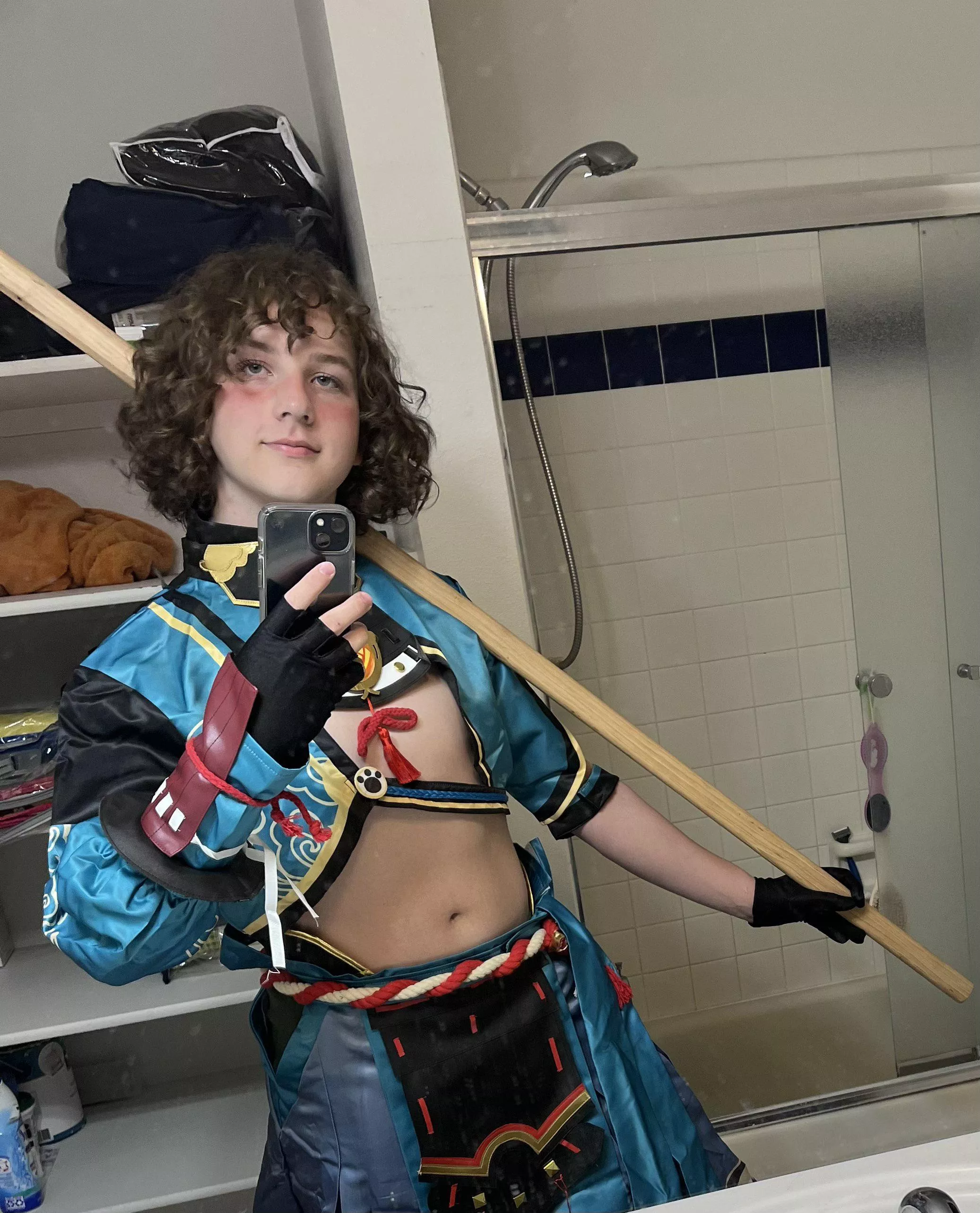 Lots of gun posts, but I prefer melee.