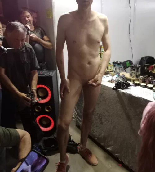 My erection in public 💪