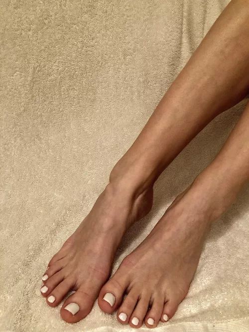 Pretty feet pretty legs