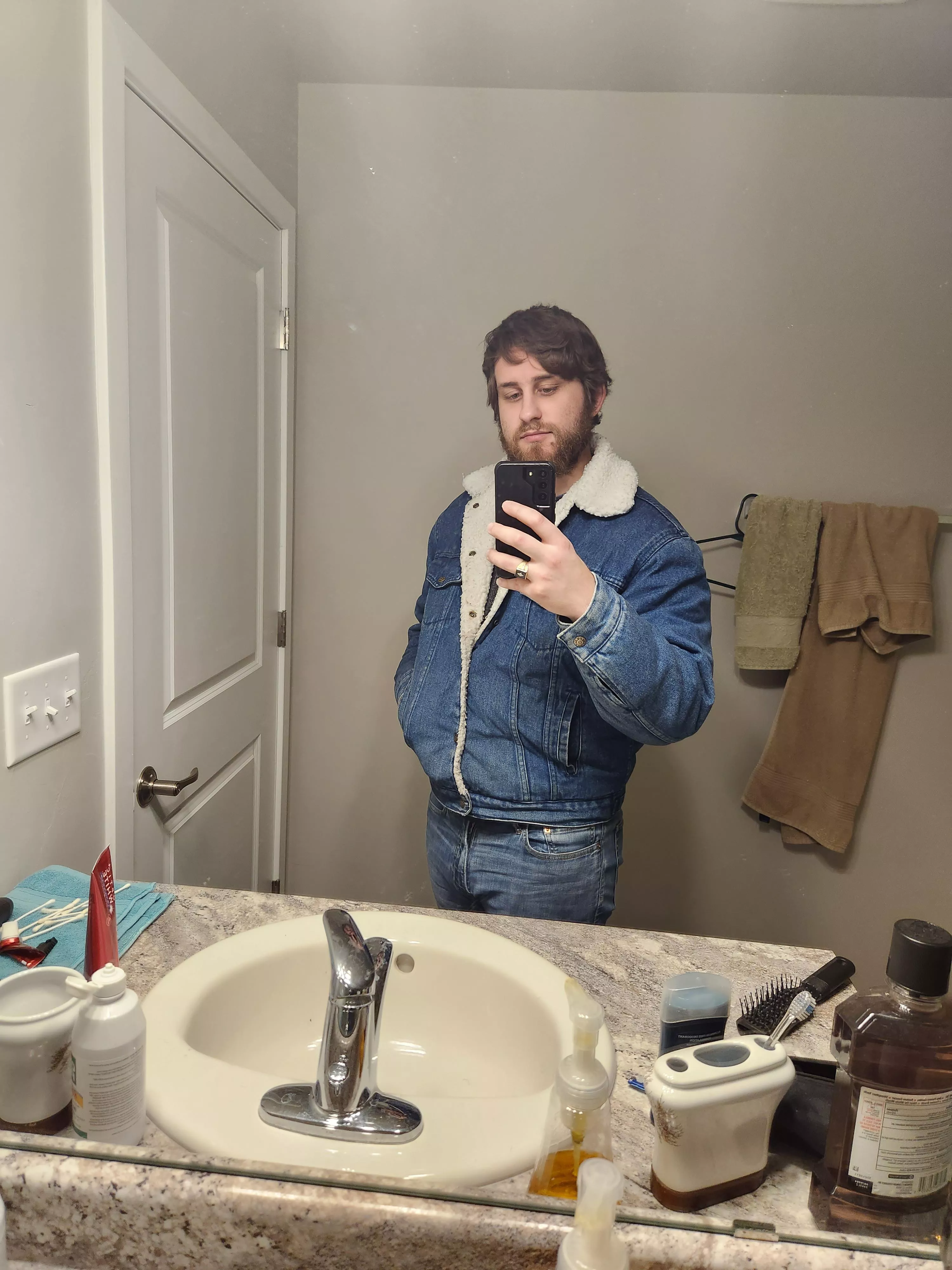 Rockin' the Canadian tuxedo. Feelin' fresh ✨️