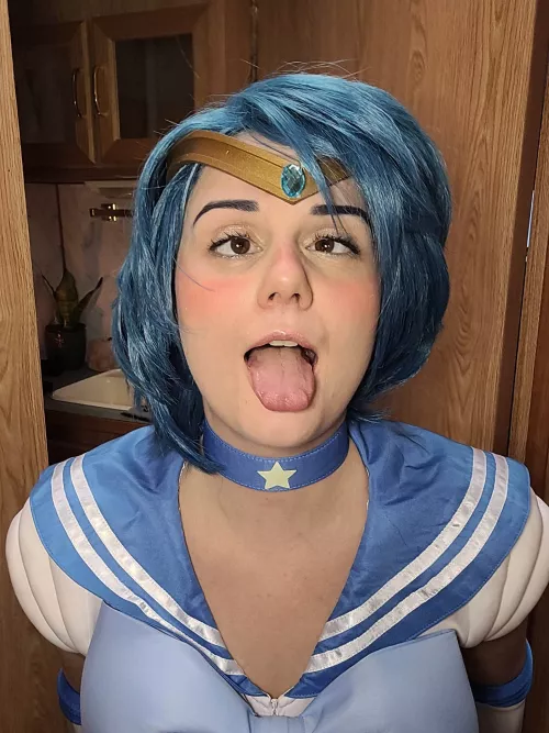 Sailor scouts secretly live on a diet of facials and deep-dickings!