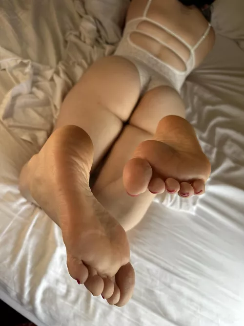 She needs a massage, can you help?