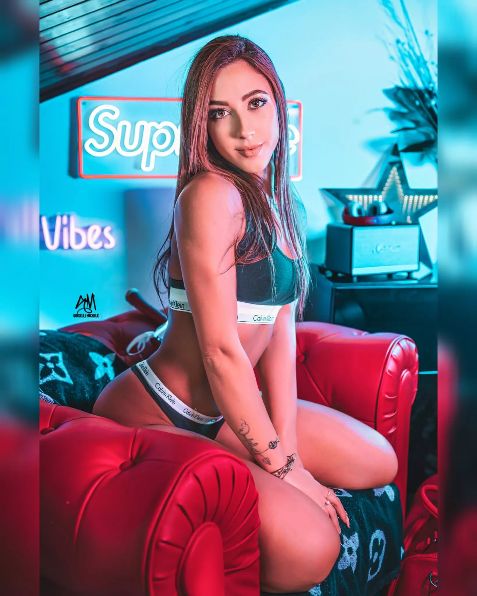 The sky is above me, Earth is below me and maybe later you can be inside me 😉