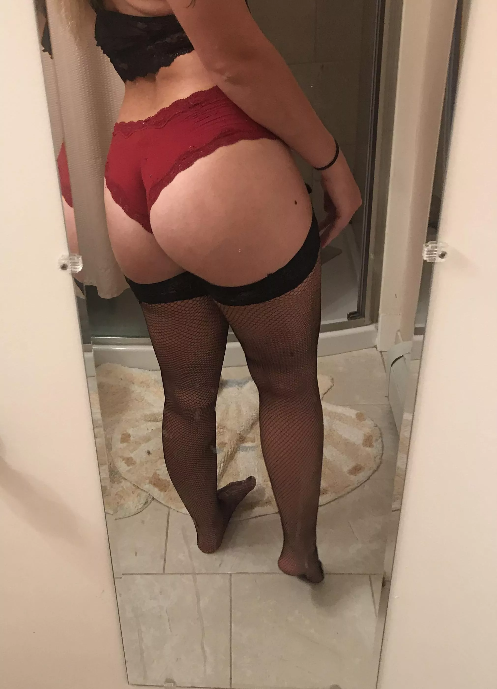 The stockings end where your hands should start 😘