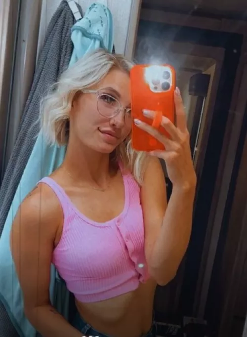 What's the matter babe?? 🥰