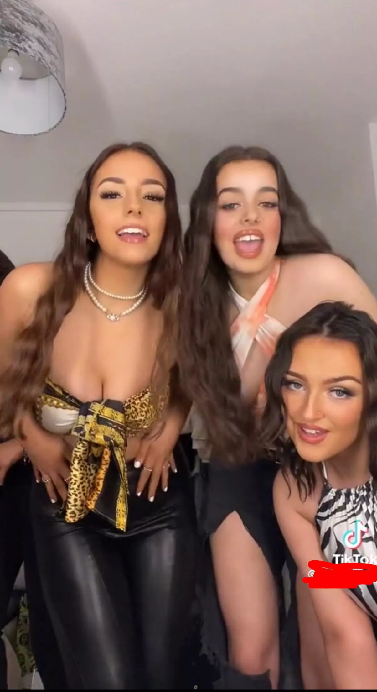 Which girl you choosing and why