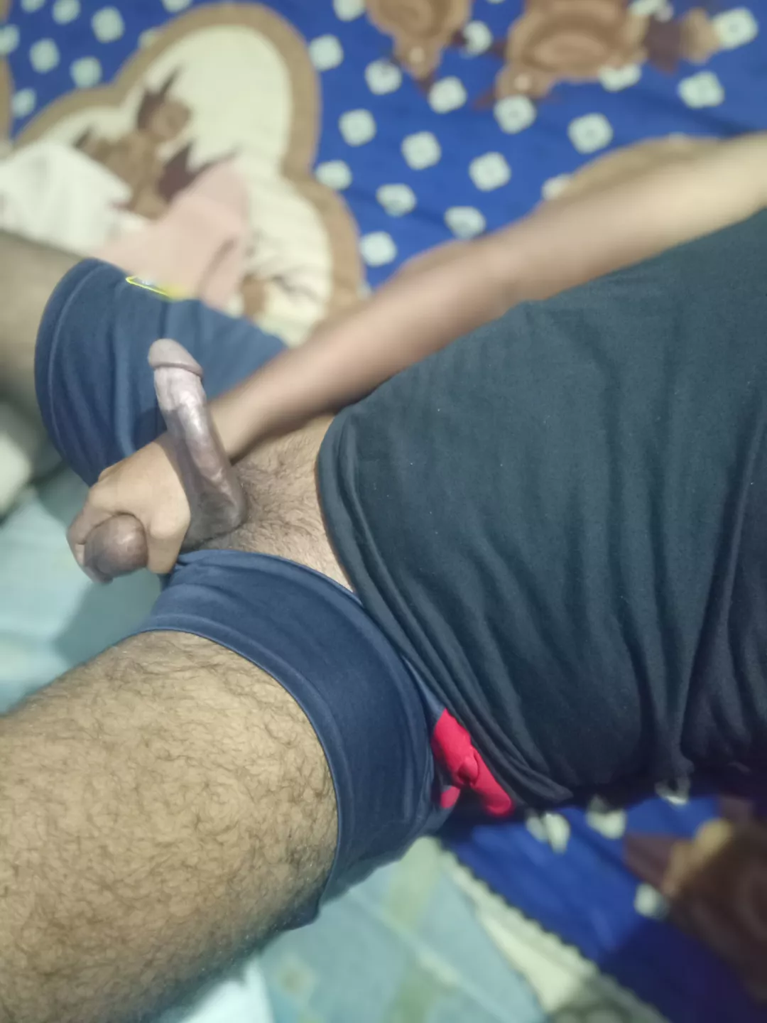 who needs their holes open ? 🍆