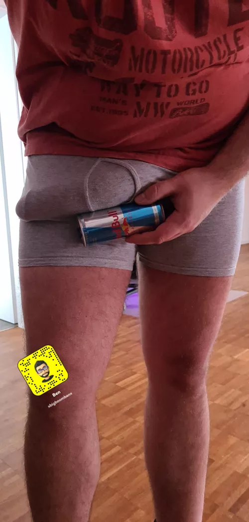 who wanta a redbull?