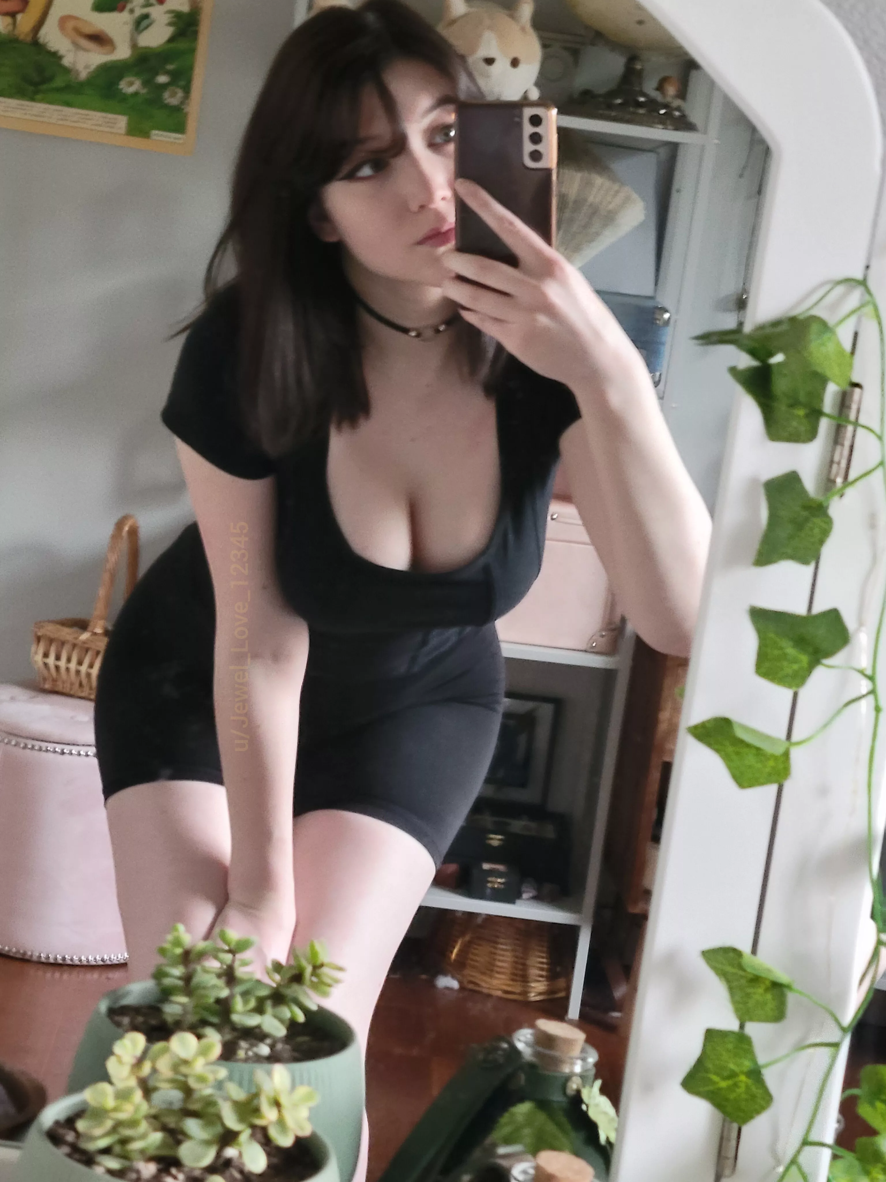 Would you date a 2005 girl?