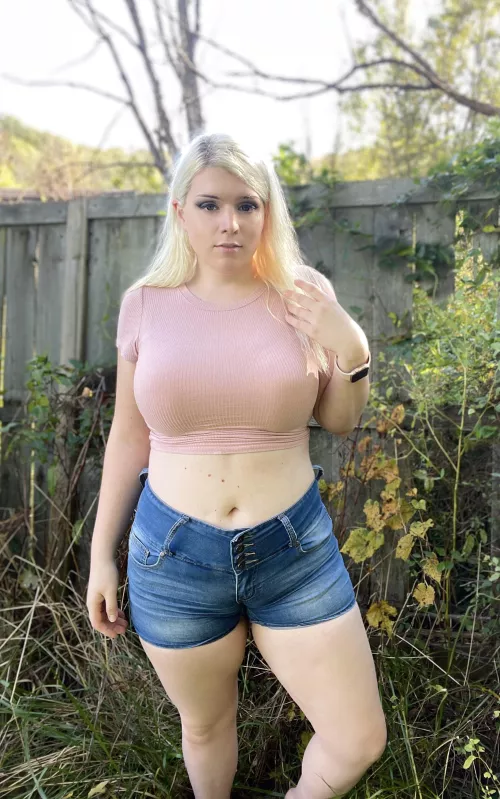 Would you go on a walk with me? 🥰