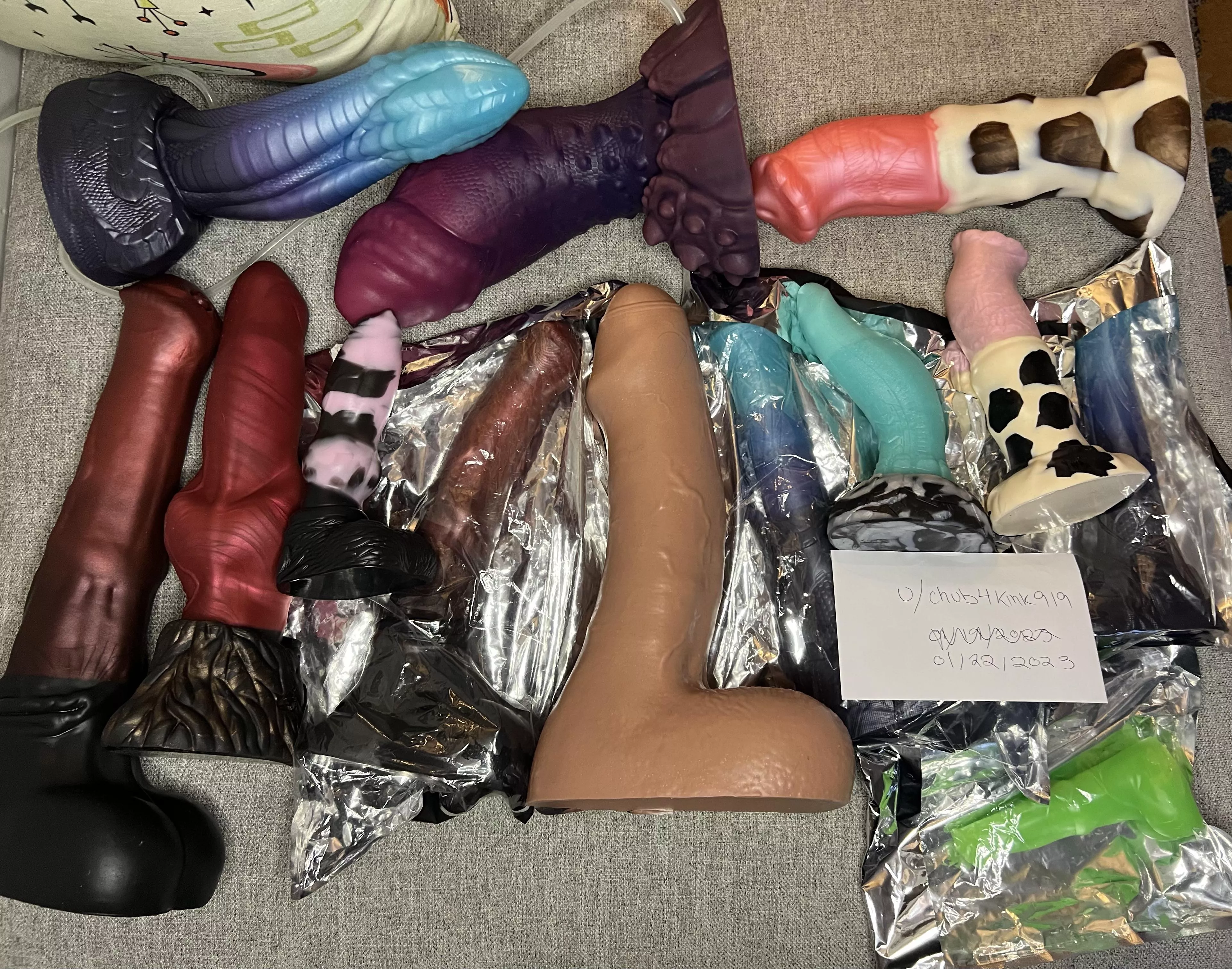WTS (US/CAN) Assorted XL, L, M, S, Mini toys. Details in comments.