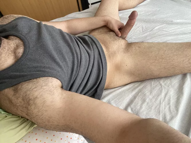 24 hairy and horny as fuck hmu sc: n_bvdsh