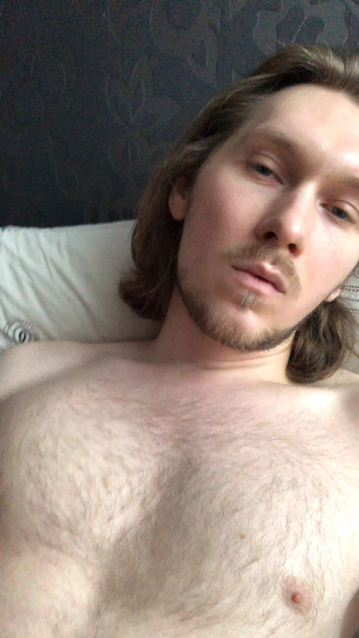 28 gay. Snapchat @mynameiyul