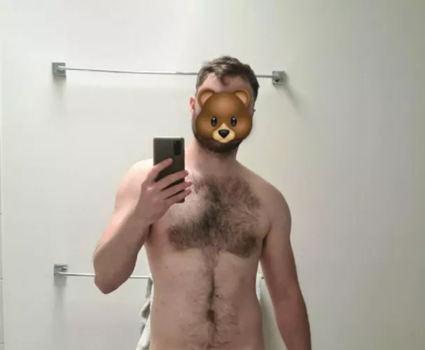 (28) Otter cub looking for top bears. DMs open ;)