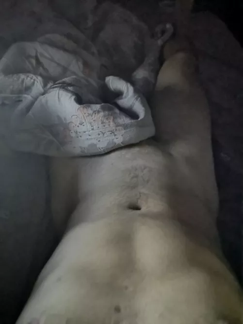 31 (m) hi. I don't know what else to write