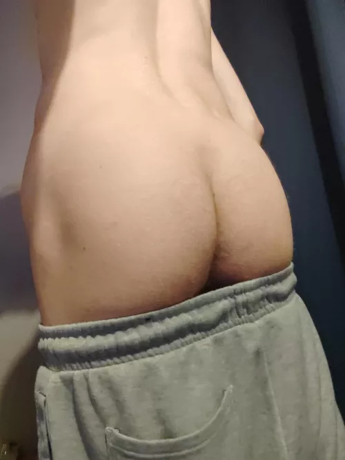 A bit more hair here than i even get on my face