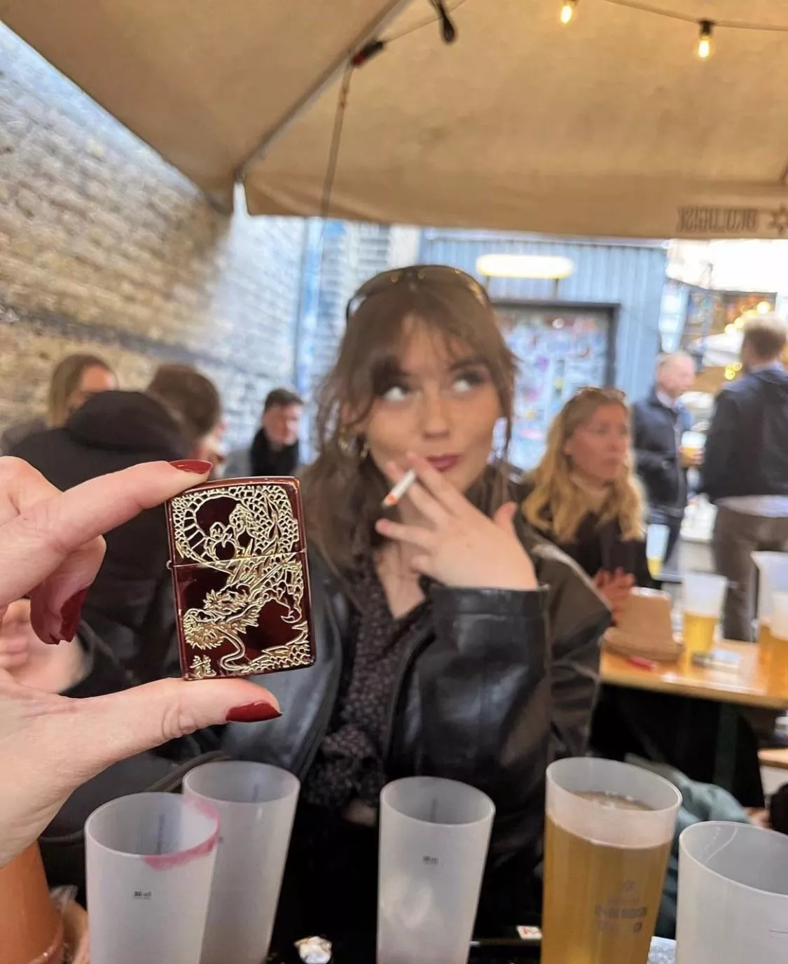 Arrows up if you are below 7inches and say yes