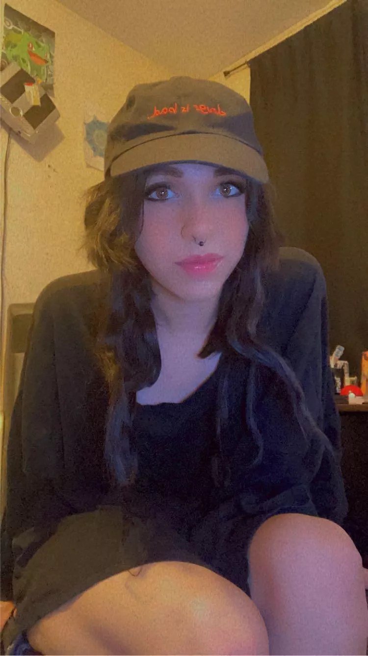 Boys are supposed to look like this, right? 🖤