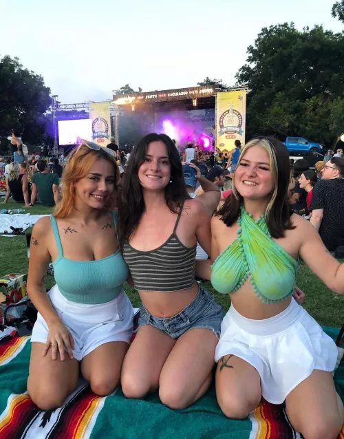Busty sandwich