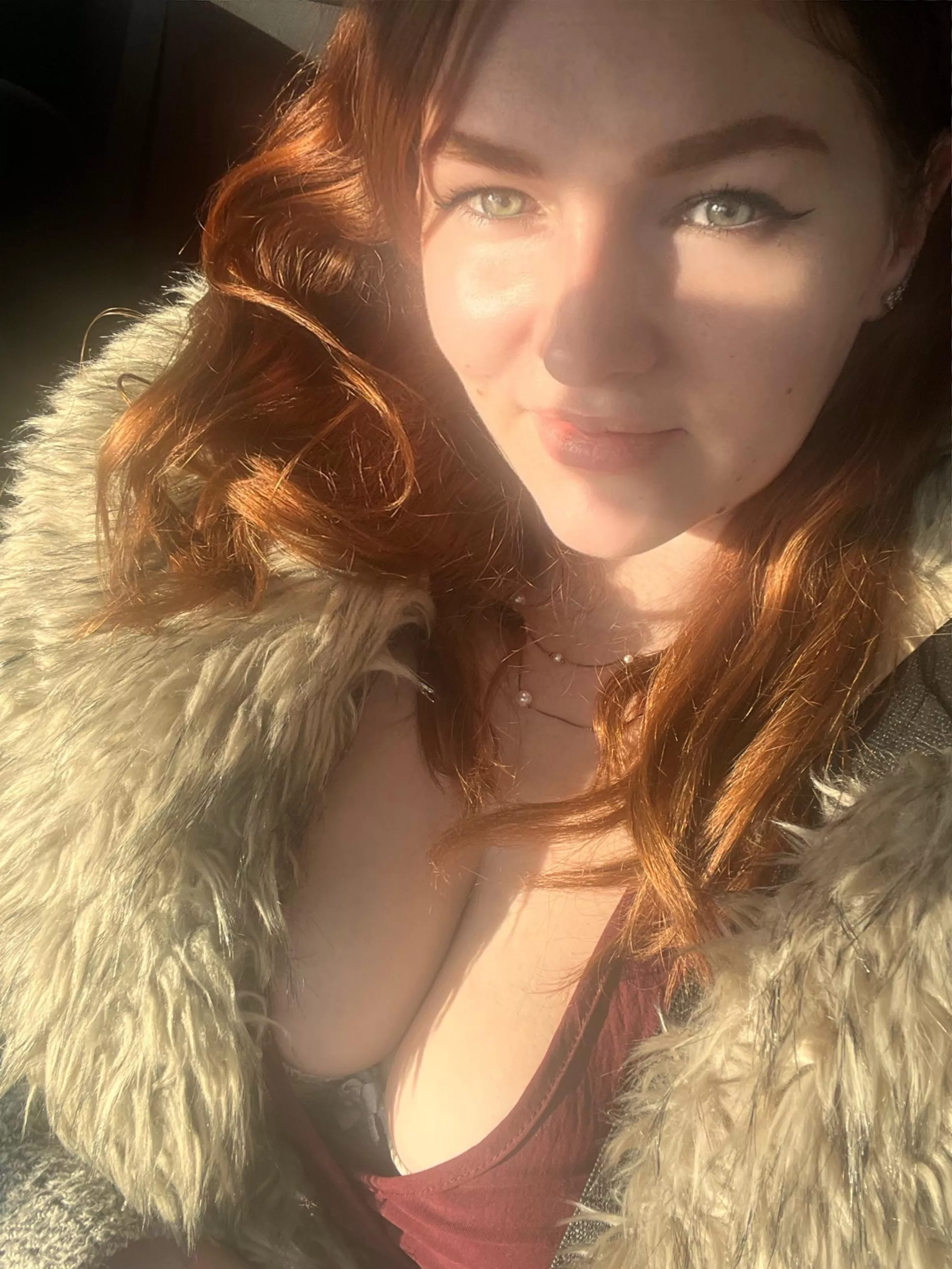 Car selfie 😉 what did you notice 1st?