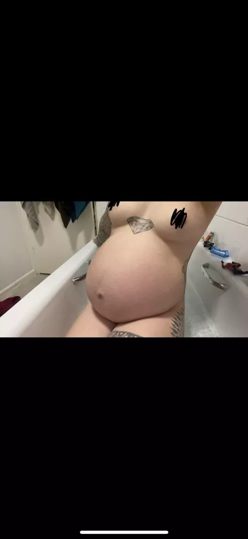Do you like my bump?? Ready to pop! Do you wanna see more?