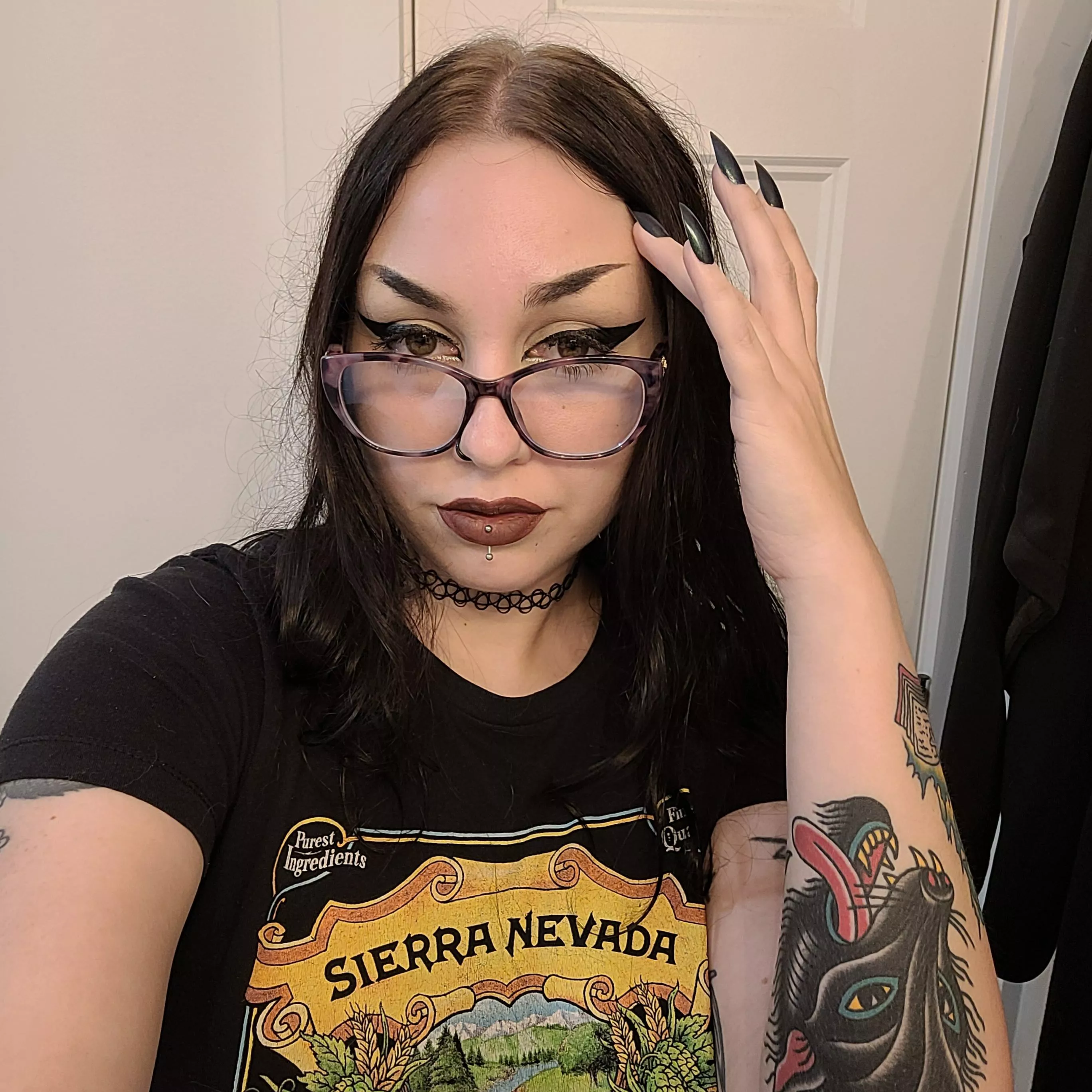 Do you like my lil wolfie on my arm? 🐺