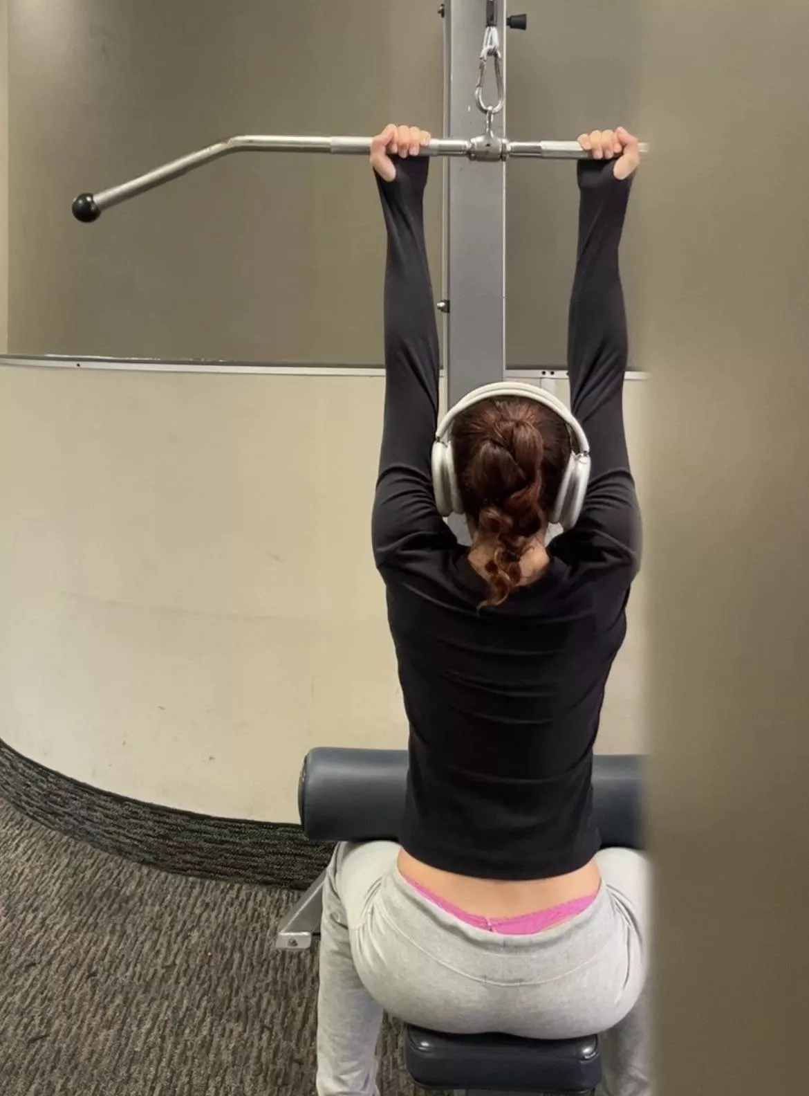 Do you think everyone at the gym saw my panties!? 🙈 [f]