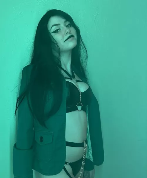 Dress up as Kim Possible and Scissor me??? F18