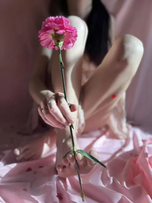 feet and flowers, my second and third favorite “F” words 💓