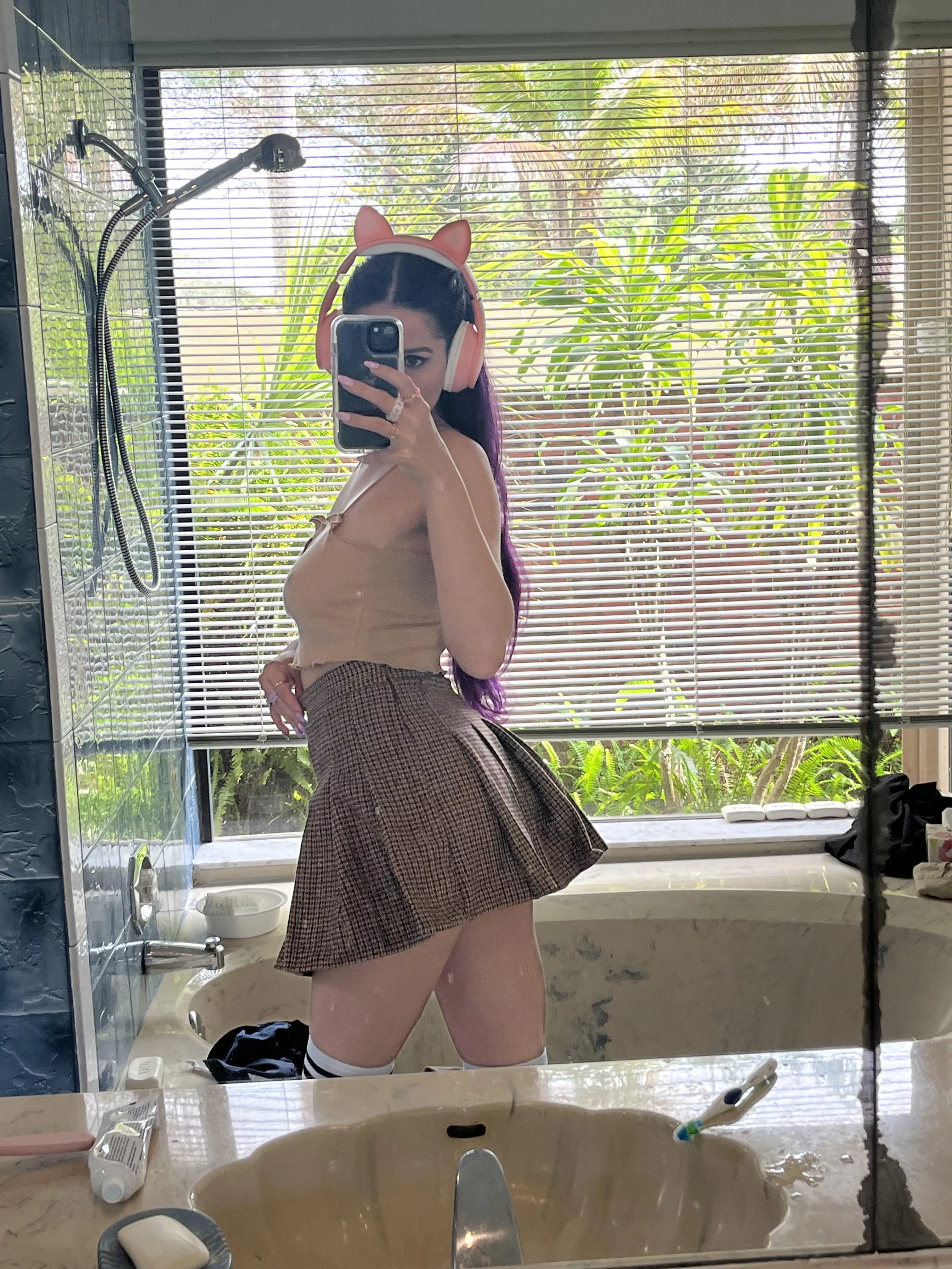 fuck i forgot my bra