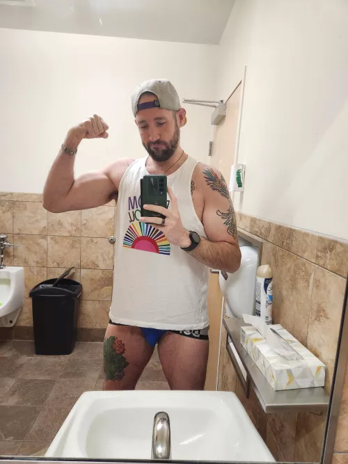 Happy Tuesday. Don't for get to drink some water today and remeber you're a bad ass.