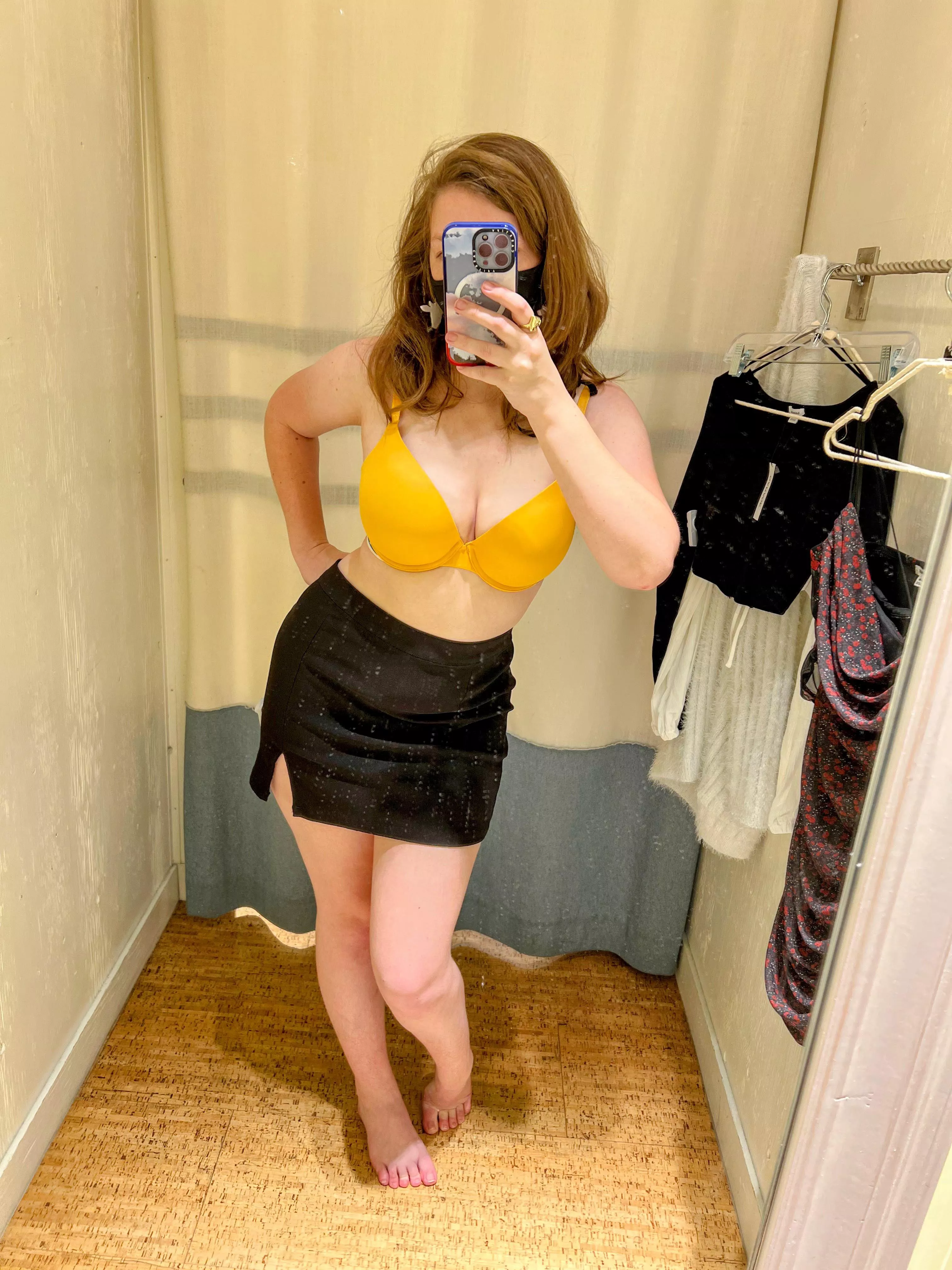 Hi howdy let’s get rowdy (f)