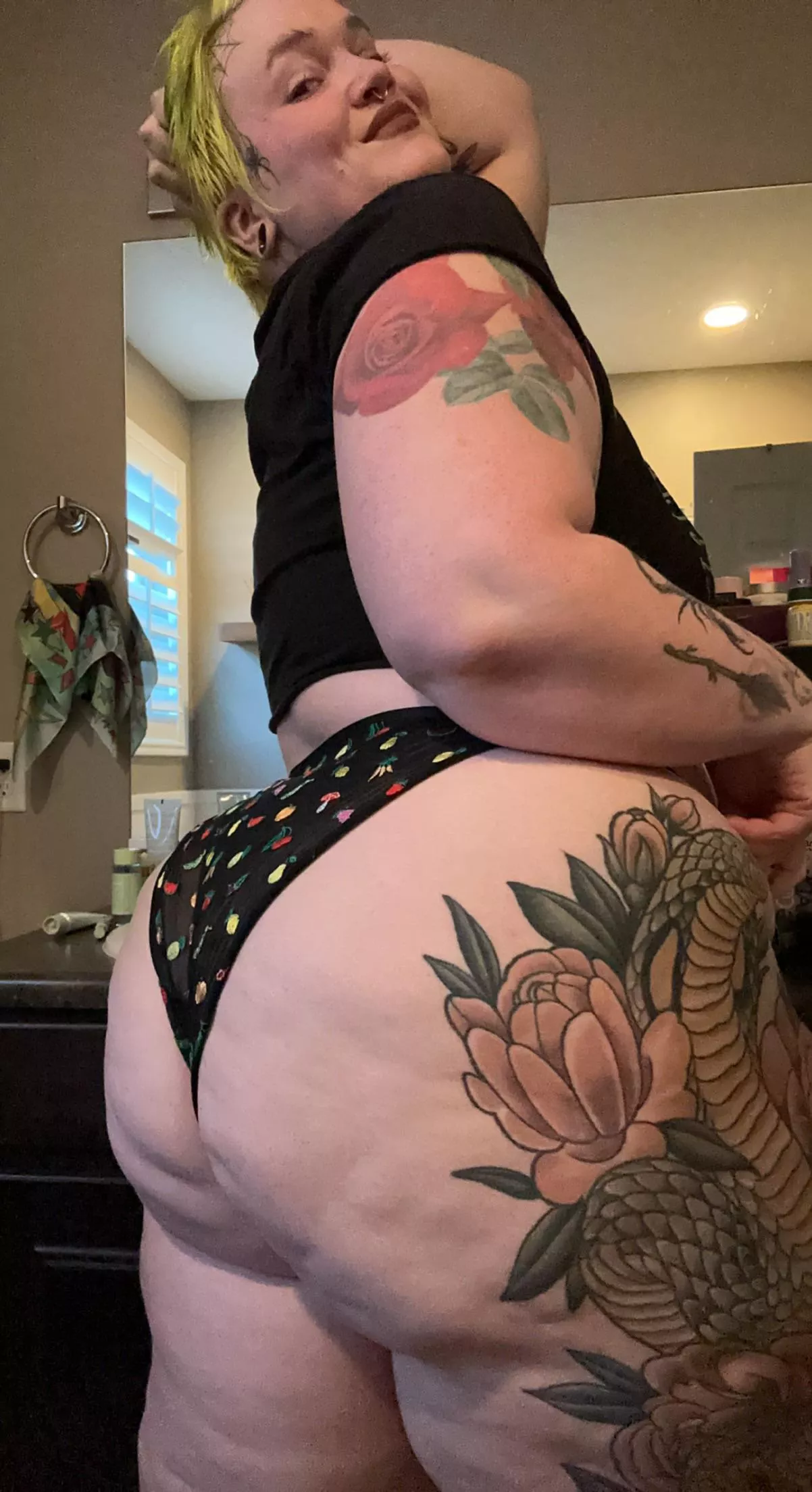 How could you say no to that smile… or that ass