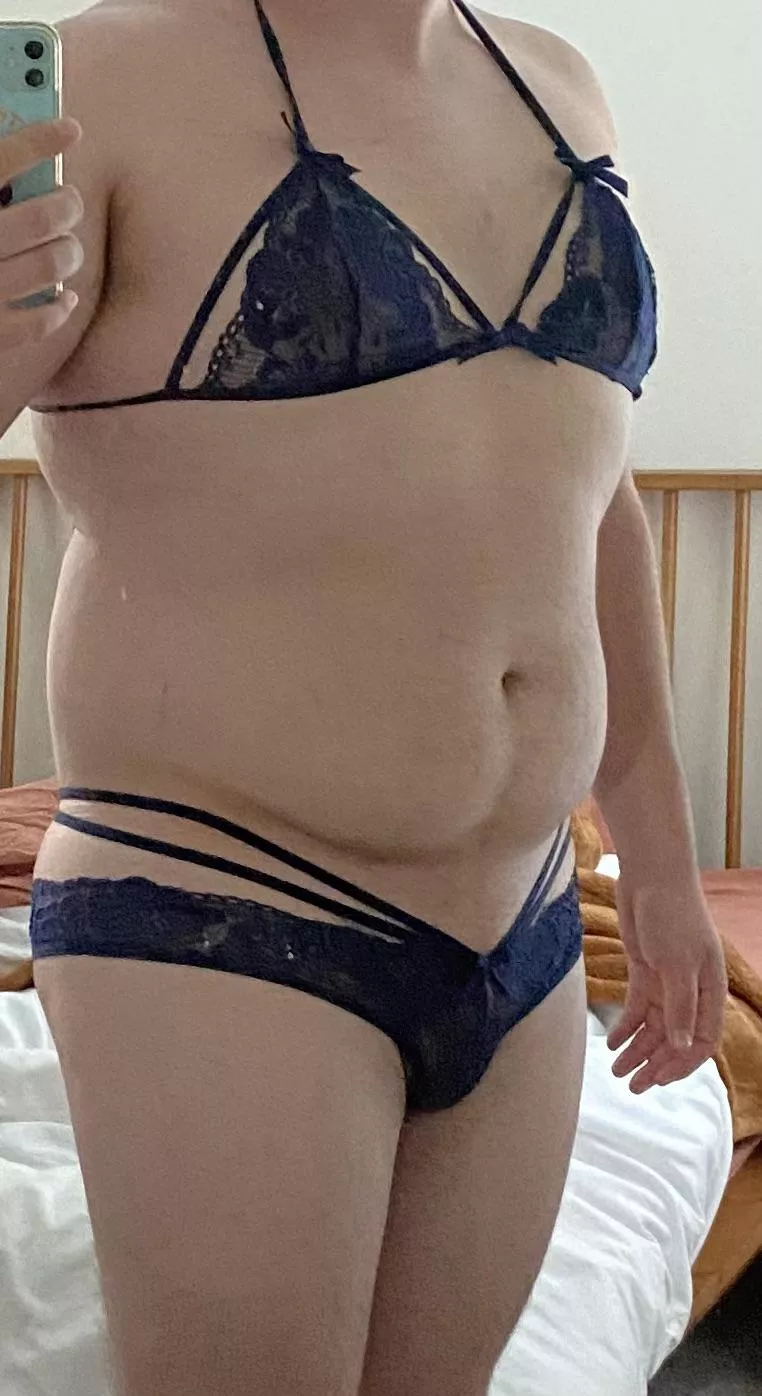I feel so sexy in lingerie