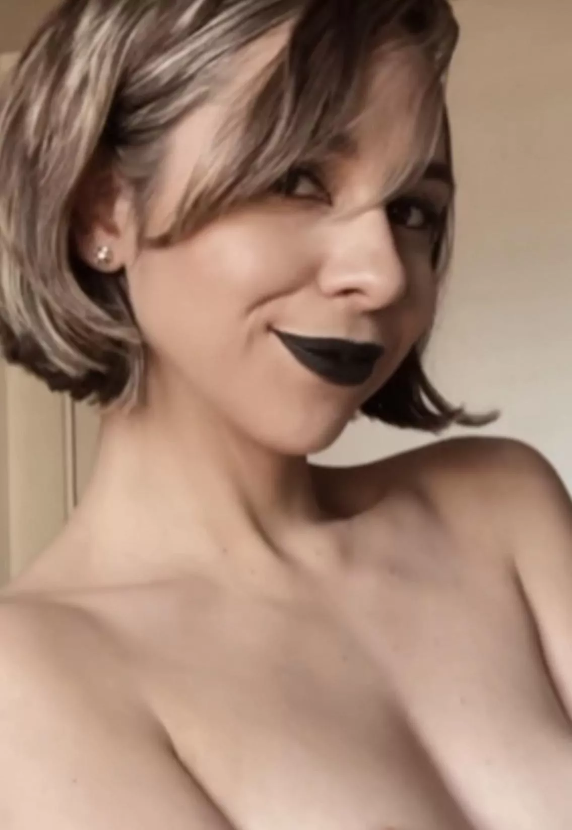 I just cut my long hair off but I’m thinking about going shorter..what do you think?