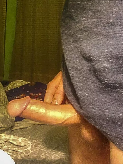 I just want to rail you with my tan veiny Arab cock.