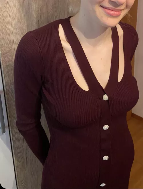 I want to chat about my teasing gf who wore this dress with no bra and a thong when she met my two best friends for the first time