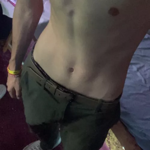 idk how i feel abt this pic