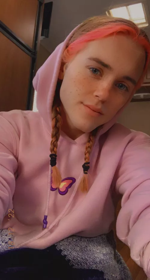 I’m not sure how I feel about the braids… 🦋