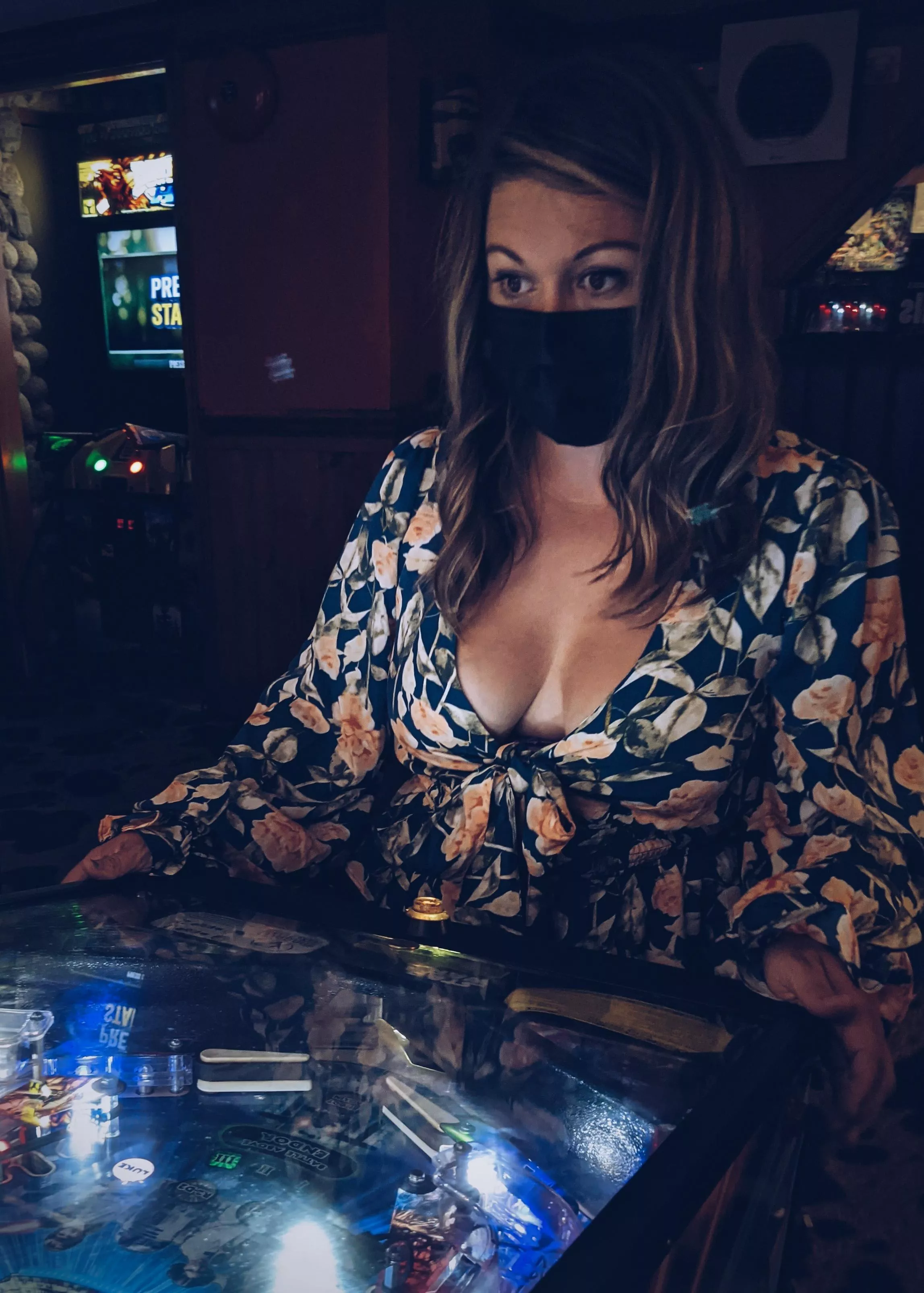 I'm really focused on this pinball game. I probably won't catch you staring ☺️