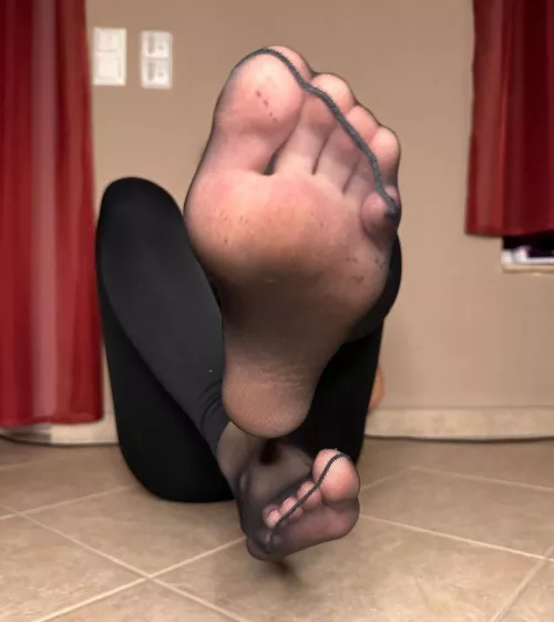 It toe Tuesday Babes😘