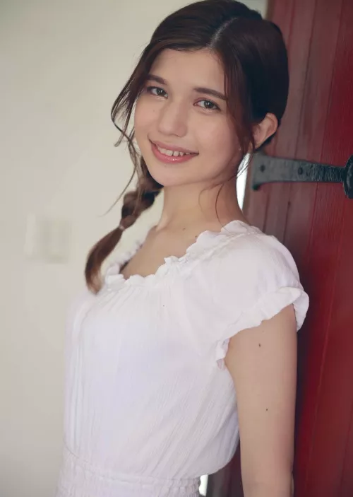 Lauren Karen | Being hot as feck even while being fully clothed