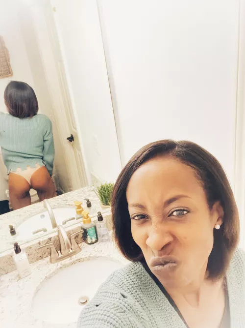 [Mrs] finally home you know what that means 😝